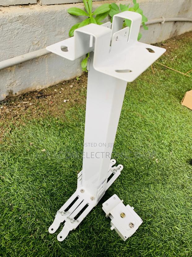 Mount for All Projectors · Photo 1