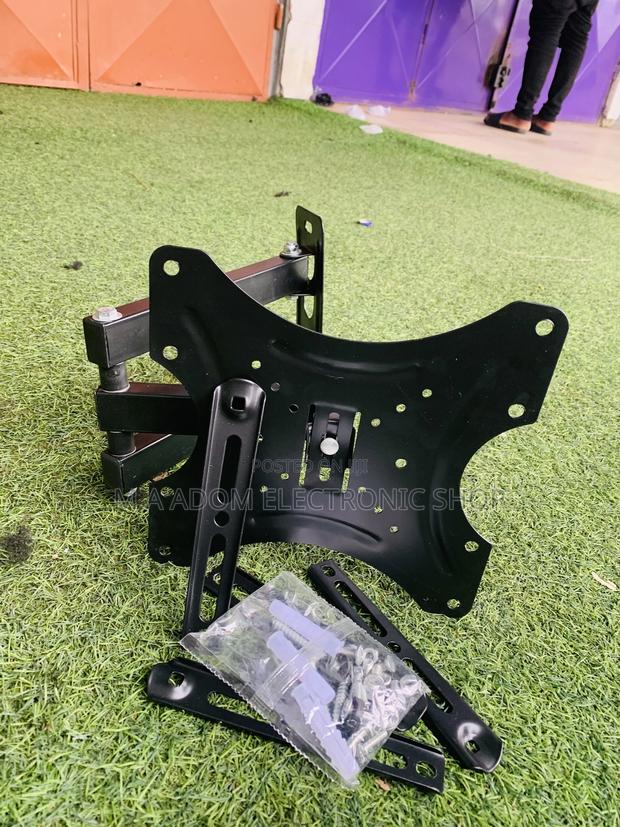 Corner Wall Mount for 14” Tv Monitors Ect · Photo 1
