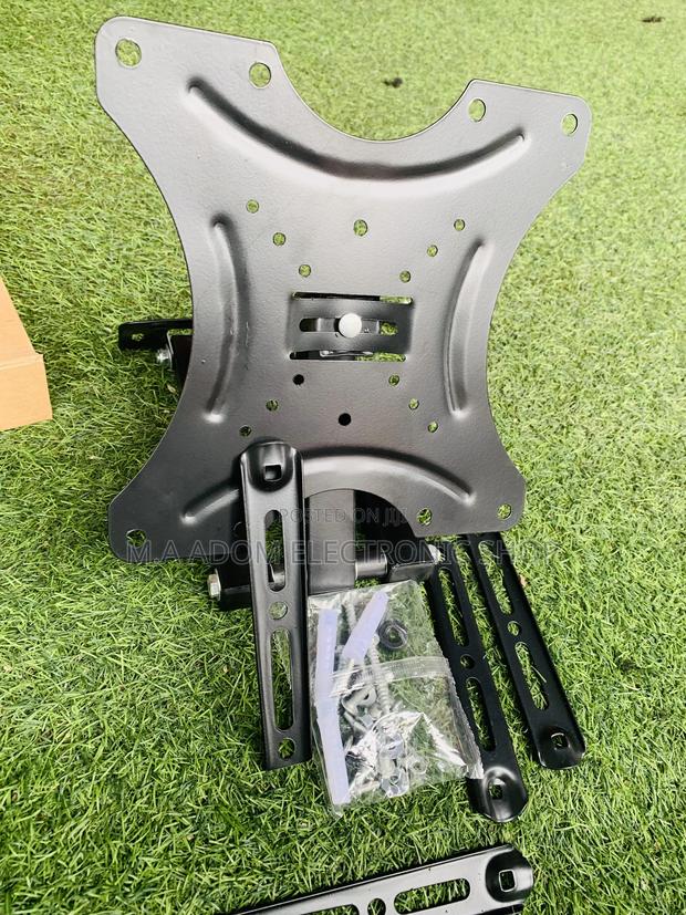 Monitor Corner Mount 14”-55” · Photo 1