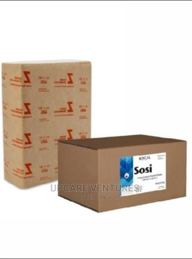 Sosi Z-Fold Hand Tissue · Photo 1