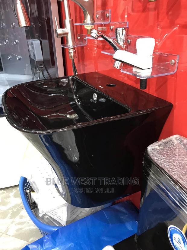 Wall Hung Basin - Black and Gold Basin · Photo 3