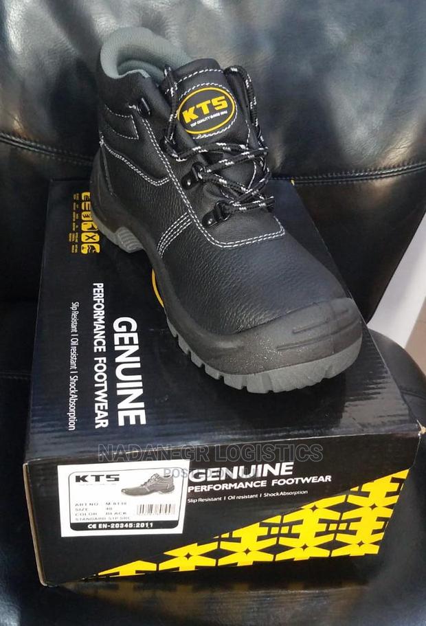 Safety Boot ( Kts) · Photo 1