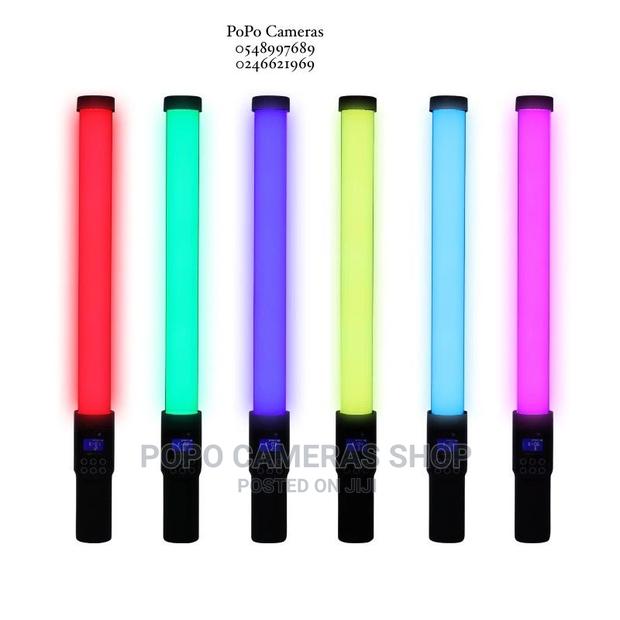 ZGRL RGB Led Stick With Barn Doors · Photo 4