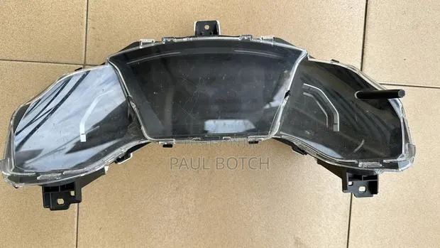2016–2018 Honda Civic (10th Generation) Instrument Cluster/Speedometer · Photo 1