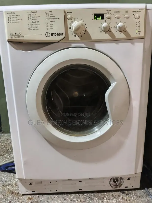 Indesit 7kg Wash and Dry