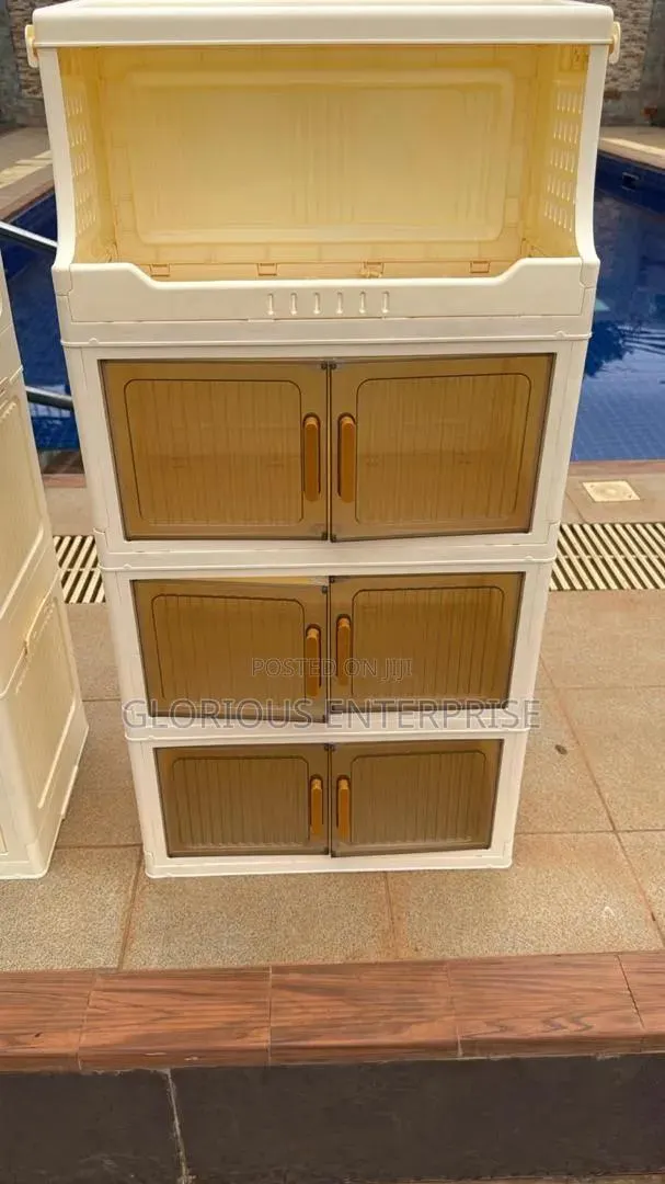 Please Cubes Cabinet · Photo 1