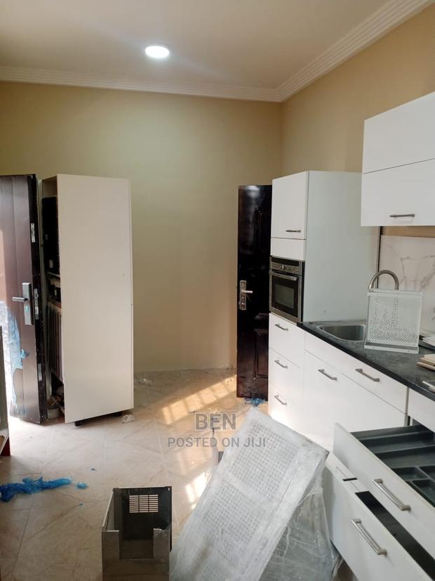 6bdrm Mansion in Pokuase New Road, Ablekuma for sale · Photo 3