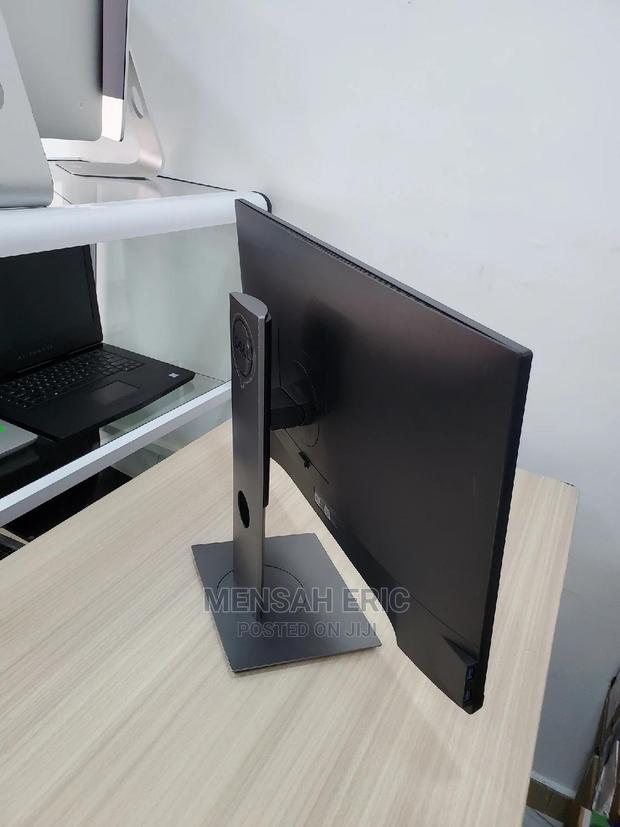 24"Inches Dell Edgeless Moniitor · Photo 2