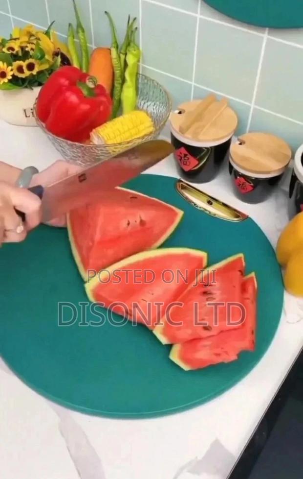 Green Antibacterial Silicone Chopping Board · Photo 1