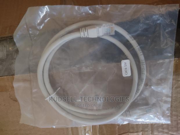 Cat 6 Patch Cord 1m · Photo 1