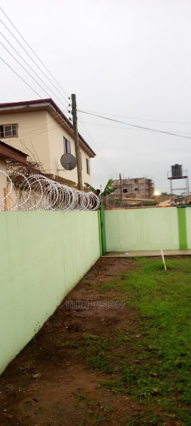 Security Razor Fencing Installation and Quality Material Use · Photo 3