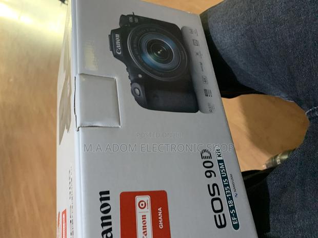 Available CANON EOS 90D · Photo 1