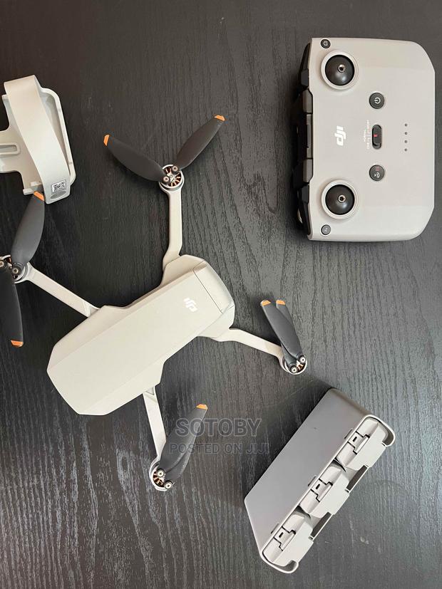 Dji Mini 2 Fly More Combo · Photo 1