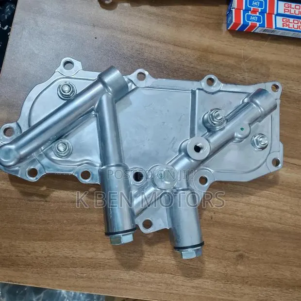 Nissan Hard Body Oil and Water Coolant Td27, Qd32 · Photo 1