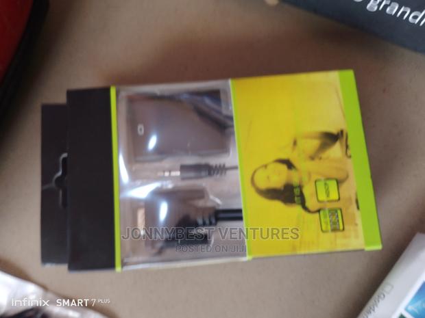 VGA to HDMI Converter · Photo 3