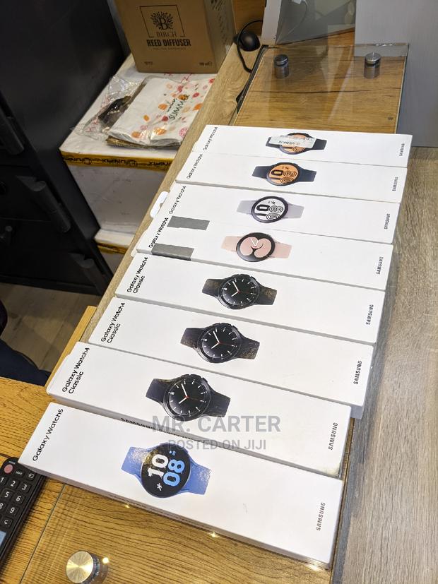 Original Samsung Galaxy Watches · Photo 1