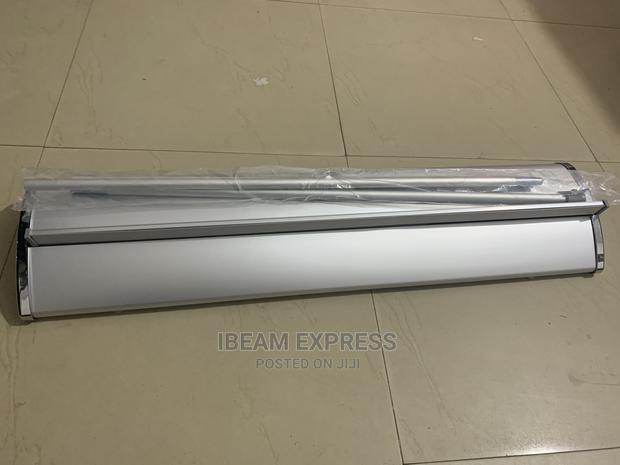 Pull Up Banner With Machine · Photo 5
