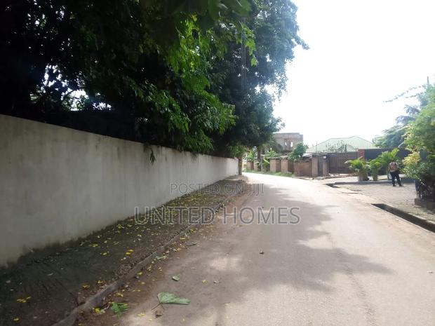 Achimota 4 Plot With Old House for Sale · Photo 3