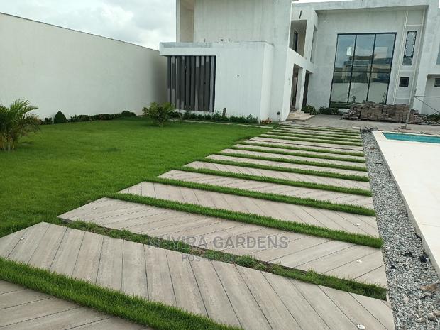 LAWN DESIGN ( Natural Grasses ) · Photo 6