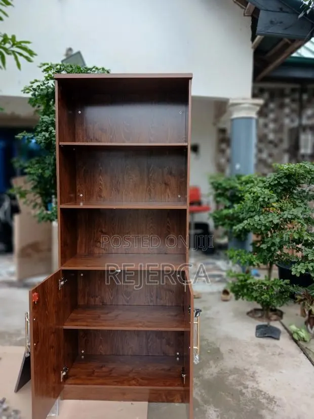 Wwooden Book Shelf · Photo 1