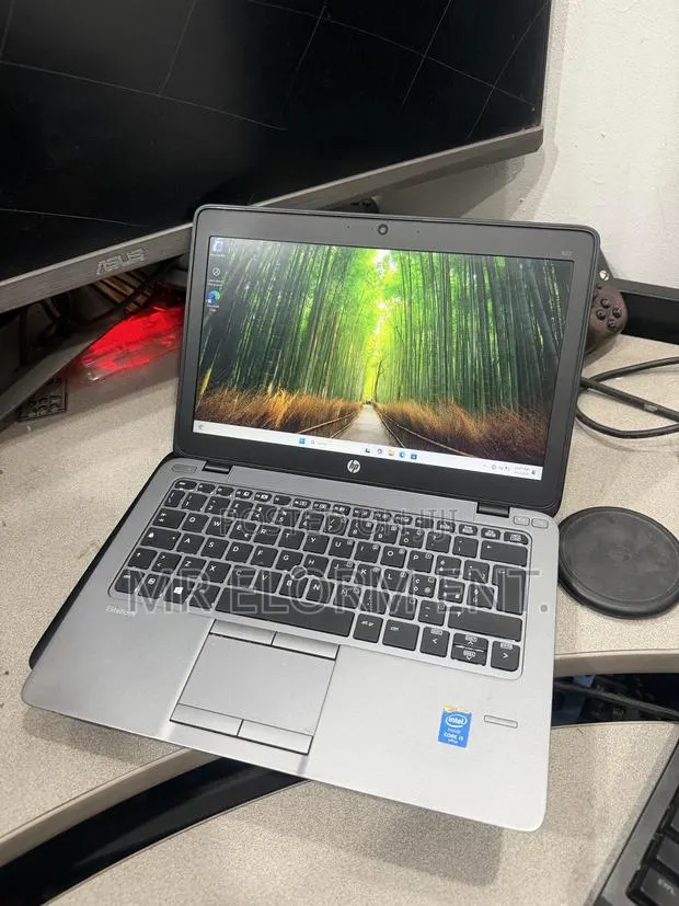 Laptop HP EliteBook 820 G2 8GB Intel Core i5 SSD 500GB · Photo 1