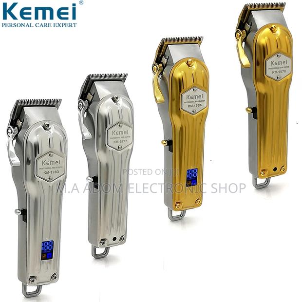 Cordless Kemei Professional Clippers · Photo 1