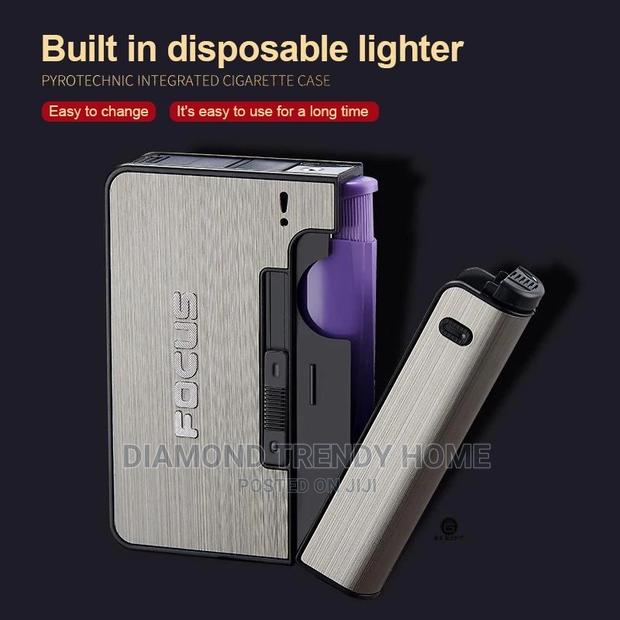 Automatic Metal Cigarette Case Holder With Lighter Holder. · Photo 6