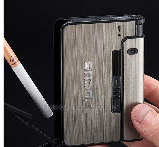 Automatic Metal Cigarette Case Holder With Lighter Holder. · Photo 3