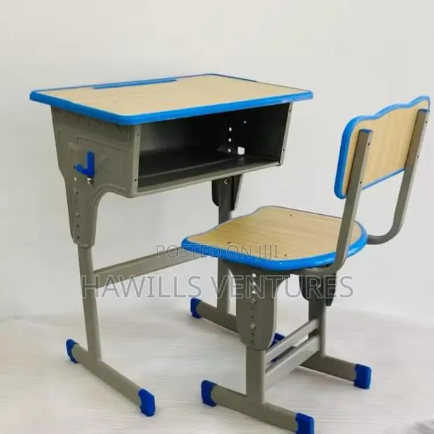 School Desk and Chair · Photo 1