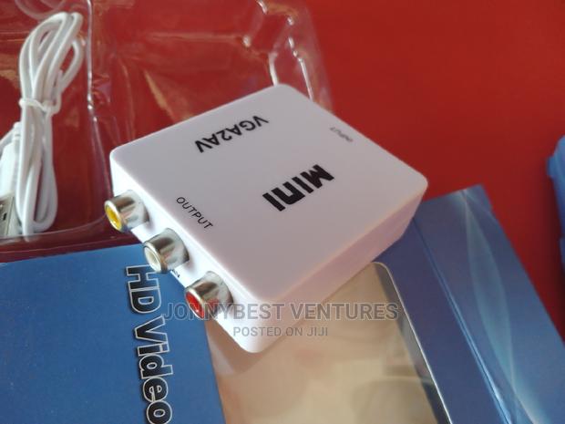 VGA to AV Converter · Photo 3