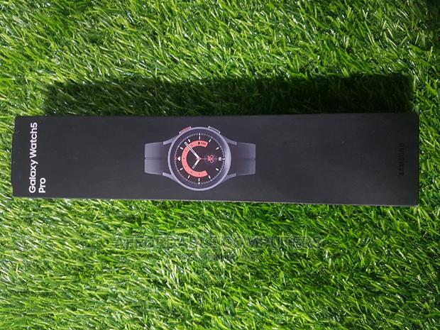 SAMSUNG Galaxy Watch 5 Pro 45mm Bluetooth · Photo 3