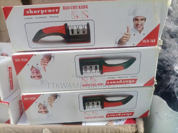 Knife Sharpener With Scissors · Photo 4