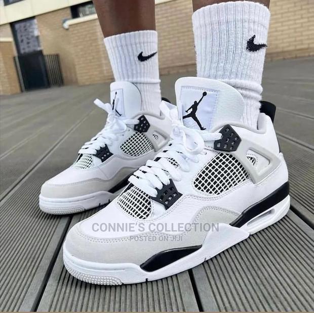 Air Jordon 4 Military