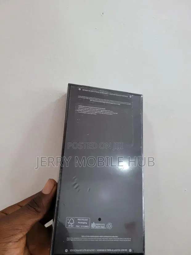 New Samsung Galaxy S24 Ultra 256 GB Black · Photo 1