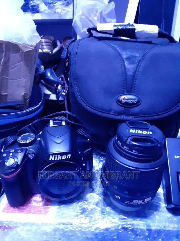 Nikon D3200 in Very Little Use Condition · Photo 3