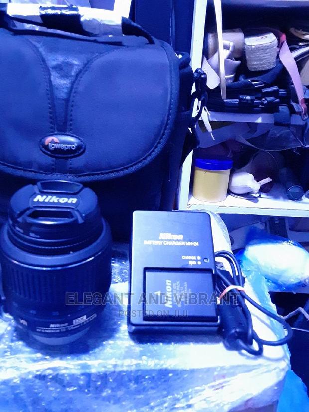 Nikon D3200 in Very Little Use Condition · Photo 5