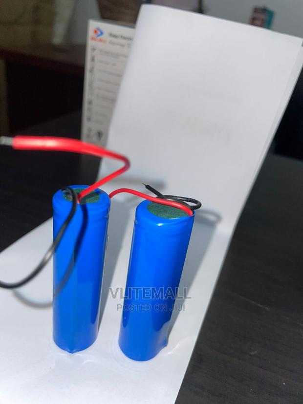 3.7v Lithium Rechargeable Battery · Photo 2