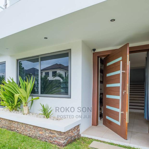 4bdrm Duplex in Dr Roko, The Mall for sale · Photo 7