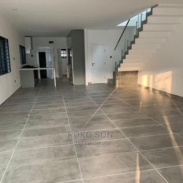 3bdrm Duplex in Dr Roko, Adenta for sale · Photo 2