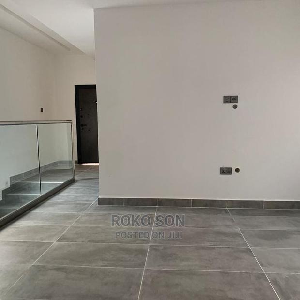3bdrm Duplex in Dr Roko, Adenta for sale · Photo 7