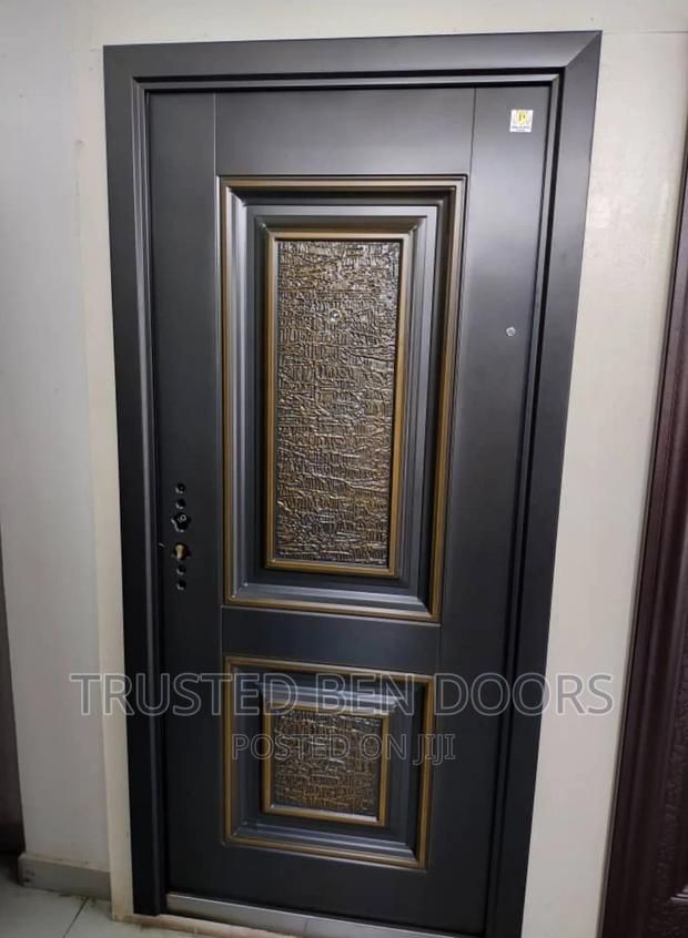 Anti-rust Paladin Metal Security Doors [Single+One Half] · Photo 1