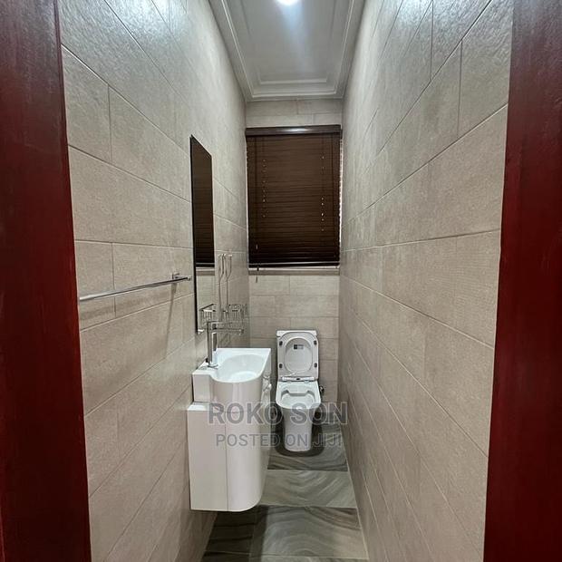 3bdrm Duplex in Dr Roko, School Area for rent · Photo 4