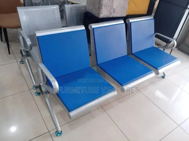 Heavy Duty Gum Chair · Photo 1