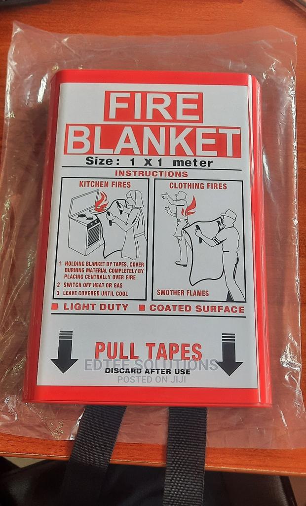 Brand New Fire Blanket 1m X 1m · Photo 2