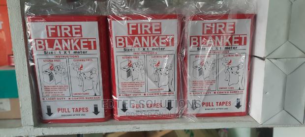 Brand New Fire Blanket 1m X 1m · Photo 4