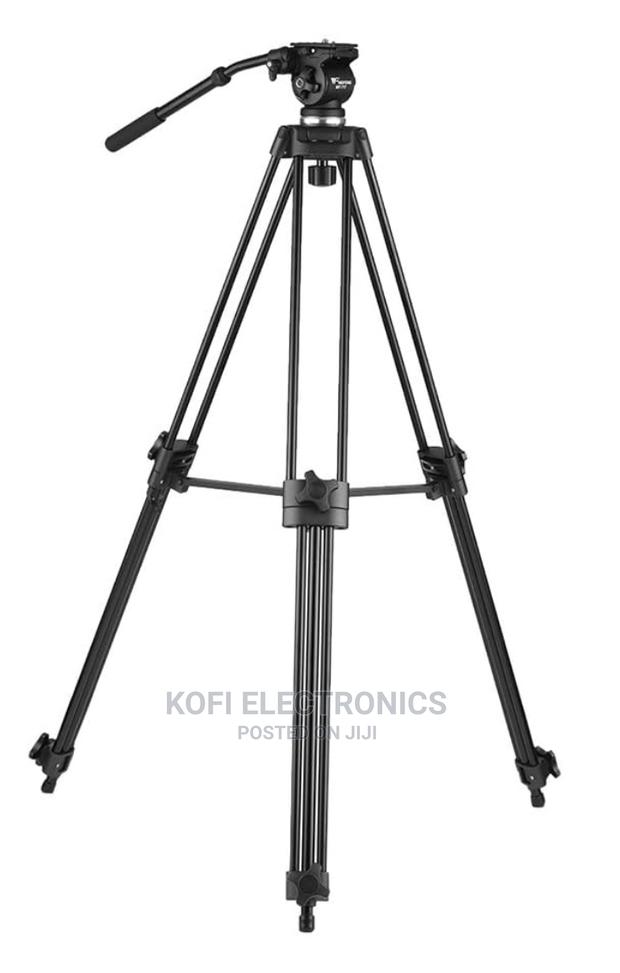Aluminum Alloy Tripod With Fluid Hydraulic Head · Photo 1