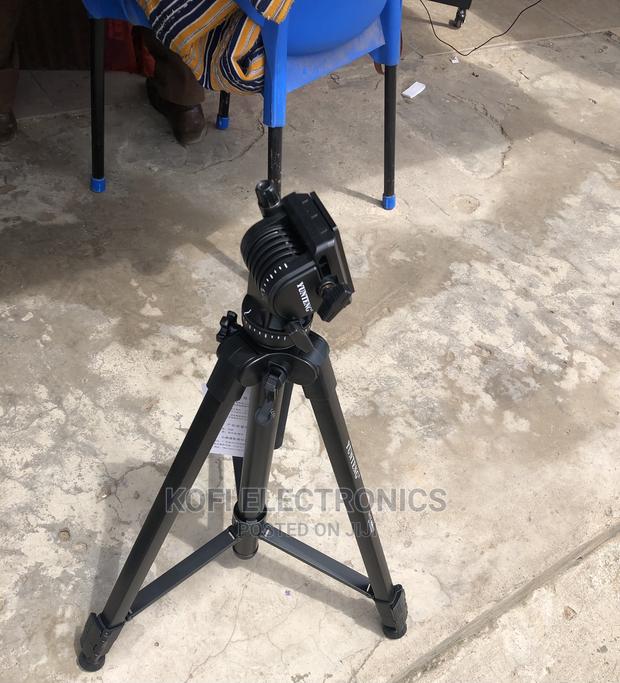 Aluminum Yunteng VCT 860AV Tripod for DSLR Photo and Video · Photo 1