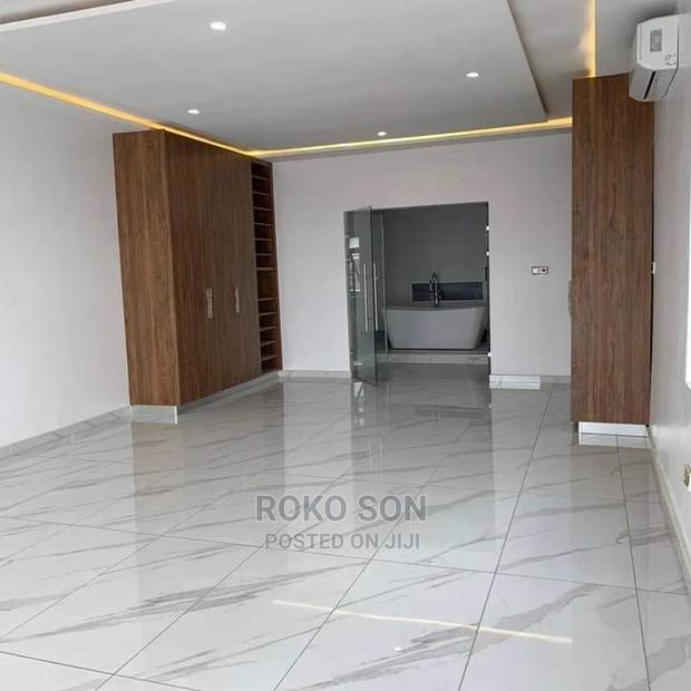 4bdrm Duplex in Dr Roko, East Legon for sale · Photo 4