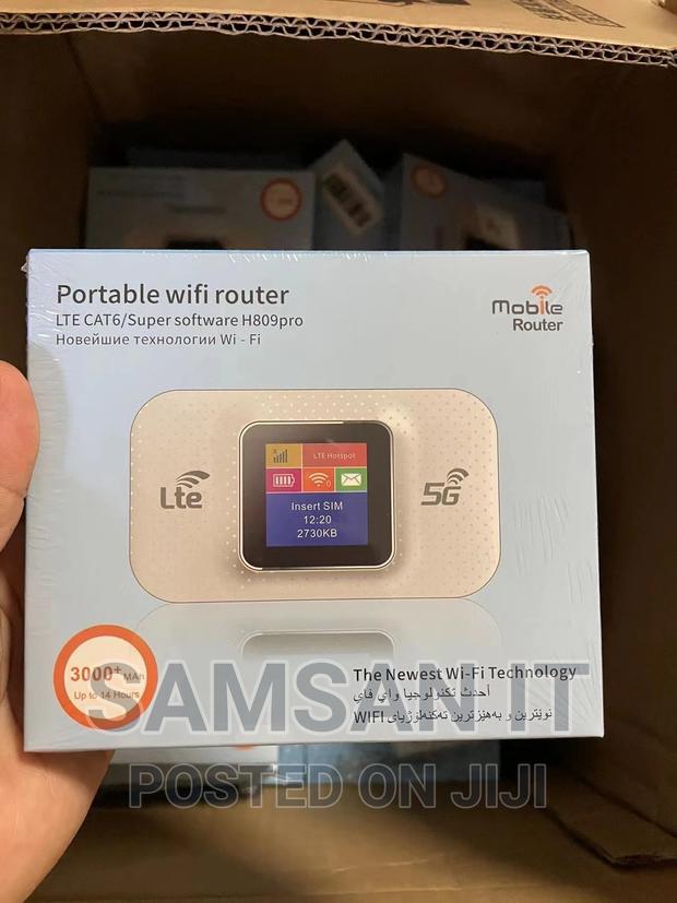 Universal Unlocked 4G Mifi/ Wifi Modem With Screen · Photo 3