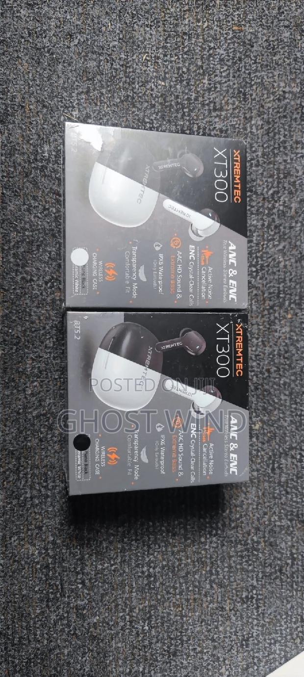 Ear Buds And · Photo 2